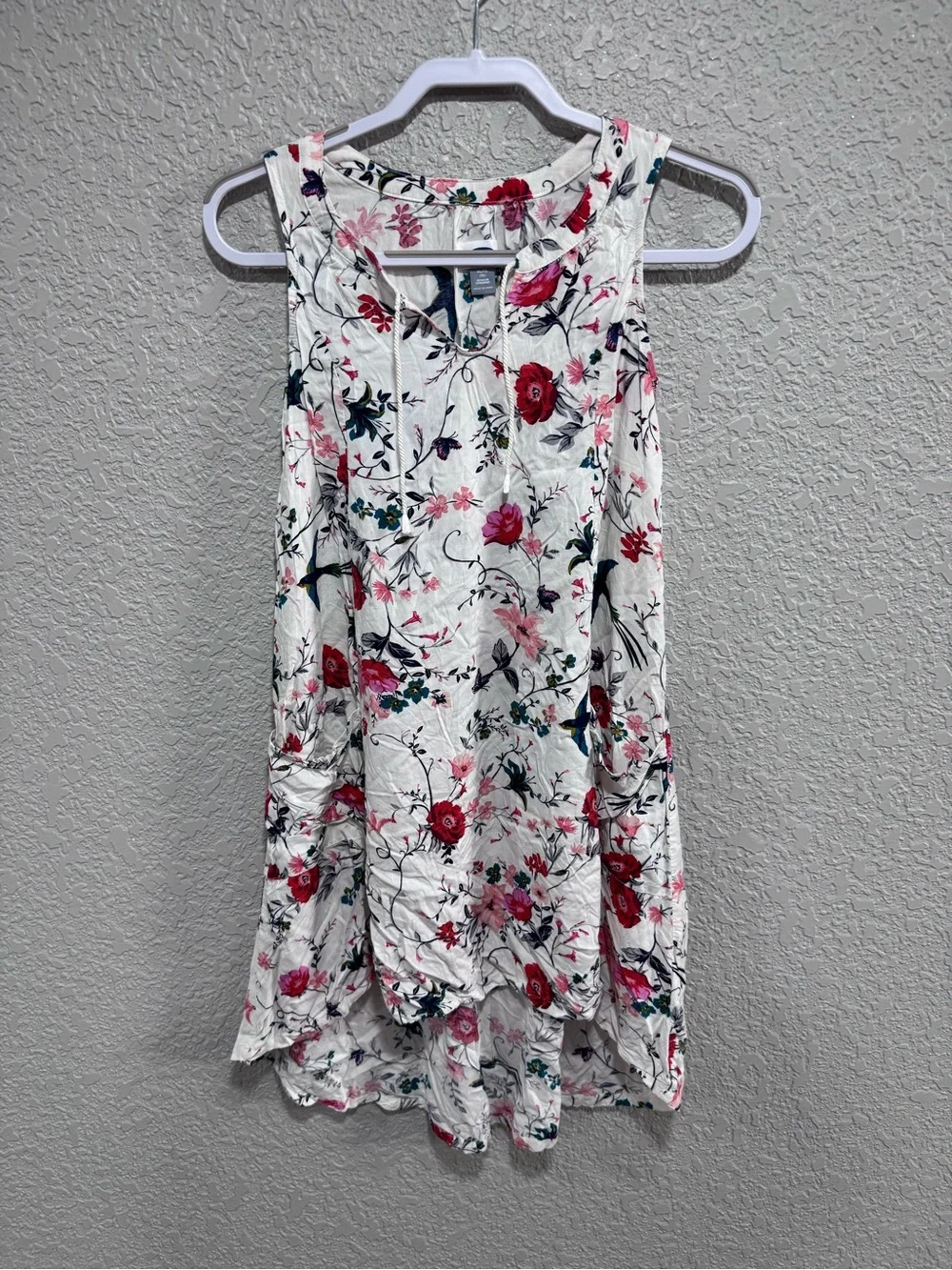 Old Navy White Floral Sleeveless Dress with Pink & Red Flowers